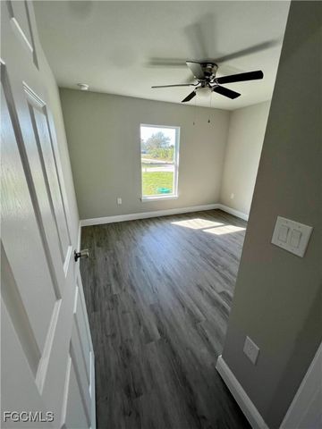 2907 38th ST W, Lehigh Acres, FL 33971