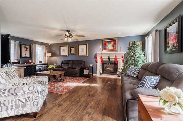 6195 Fawn Meadow Street, Farmington, NY 14425