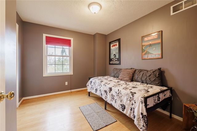 6195 Fawn Meadow Street, Farmington, NY 14425