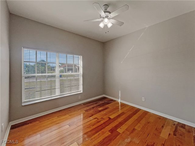 906 Alfreda AVE, Lehigh Acres, FL 33971