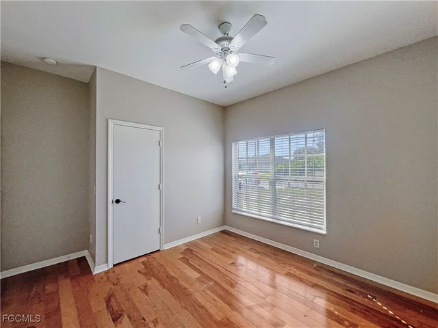 906 Alfreda AVE, Lehigh Acres, FL 33971