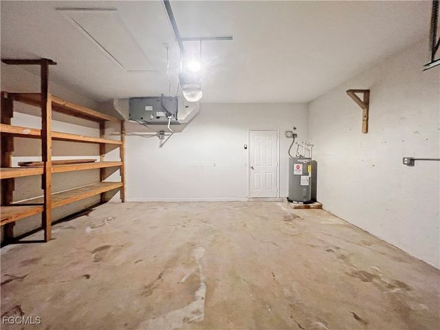 906 Alfreda AVE, Lehigh Acres, FL 33971