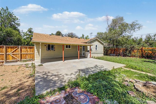 1042 Yuba Street, Aurora, CO 80011