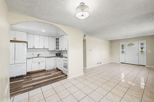 1042 Yuba Street, Aurora, CO 80011