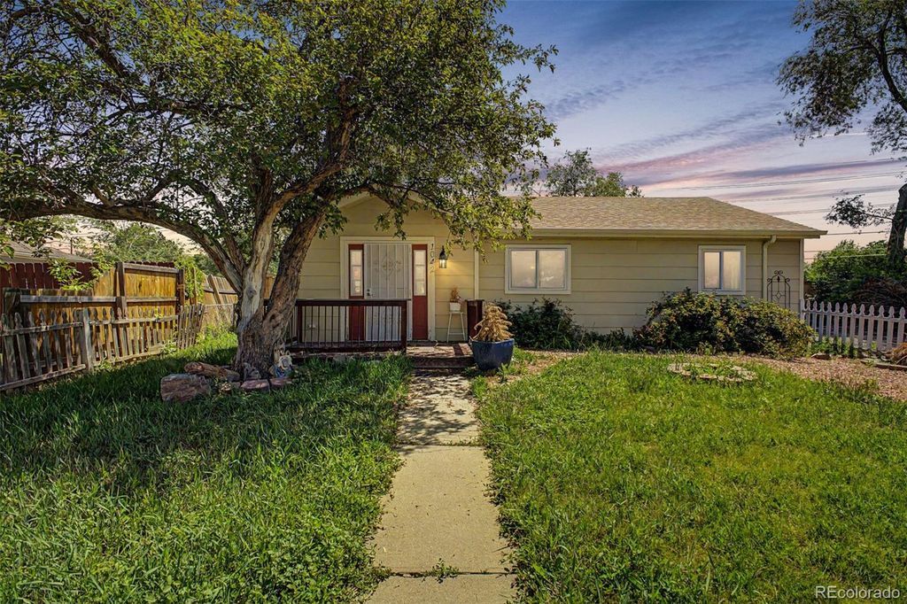 1042 Yuba Street, Aurora, CO 80011