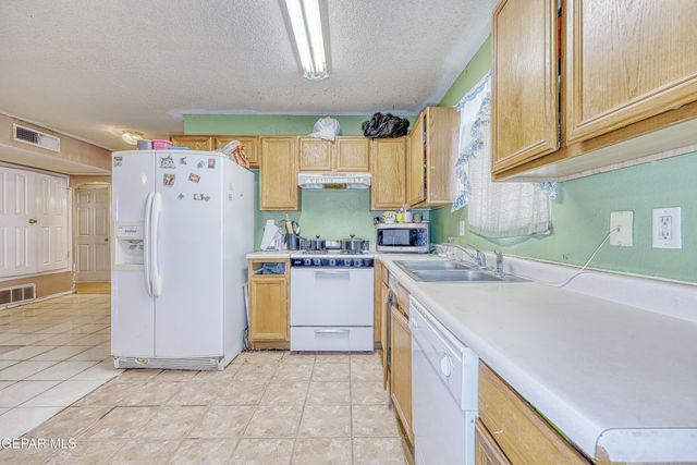 11003 Stonebridge Drive, El Paso, TX 79934