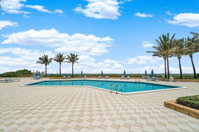 5200 N Ocean Drive 102, Singer Island, FL 33404