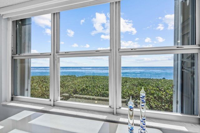 5200 N Ocean Drive 102, Singer Island, FL 33404