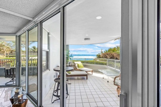 5200 N Ocean Drive 102, Singer Island, FL 33404