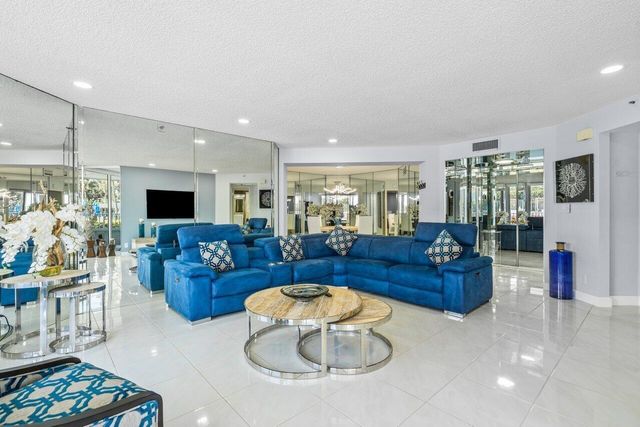 5200 N Ocean Drive 102, Singer Island, FL 33404