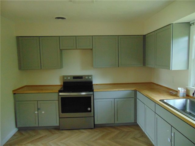 2916 philadelphia, Dayton, OH 45405