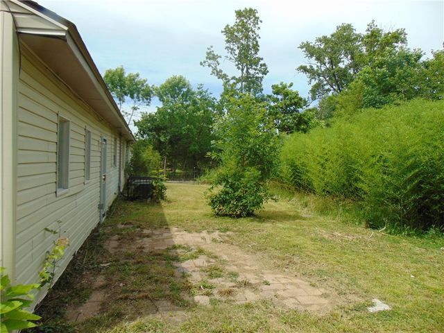 2916 philadelphia, Dayton, OH 45405