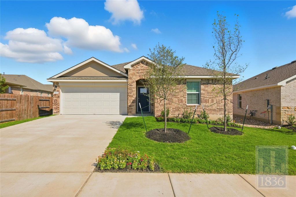 1932 Marlin Spike DR, Leander, TX 78641