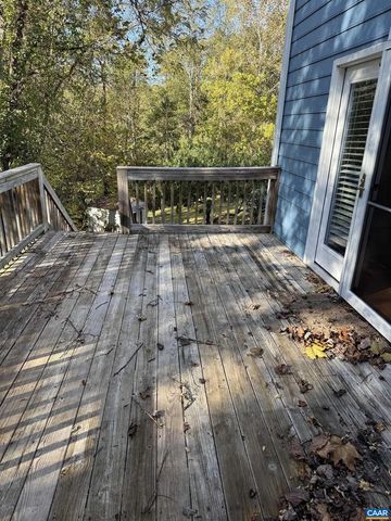 2307 FINCH CT, Charlottesville, VA 22911