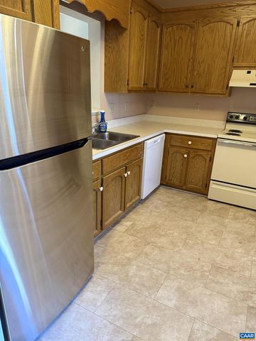 2307 FINCH CT, Charlottesville, VA 22911