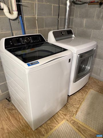 2307 FINCH CT, Charlottesville, VA 22911