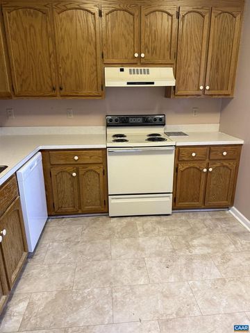 2307 FINCH CT, Charlottesville, VA 22911