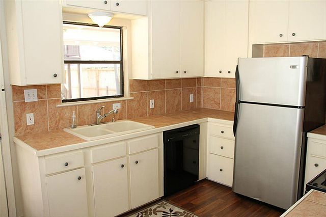 1220 Ashland Street, Houston, TX 77008