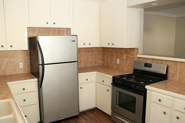 1220 Ashland Street, Houston, TX 77008