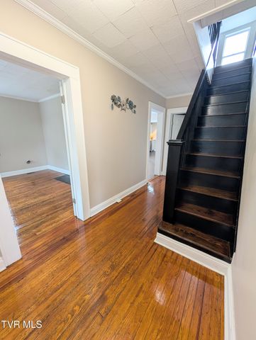 1514 West Sullivan Street, Kingsport, TN 37660