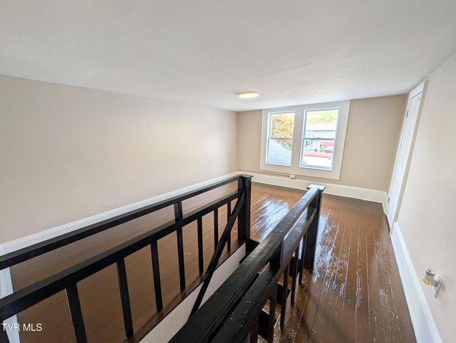 1514 West Sullivan Street, Kingsport, TN 37660