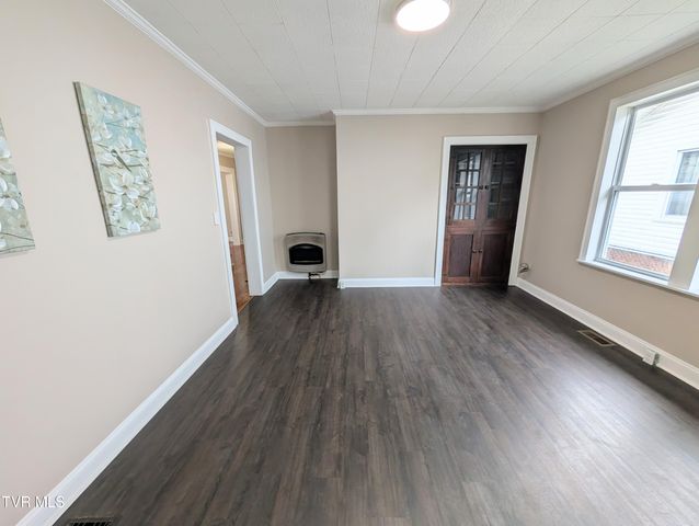 1514 West Sullivan Street, Kingsport, TN 37660