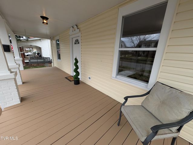 1514 West Sullivan Street, Kingsport, TN 37660