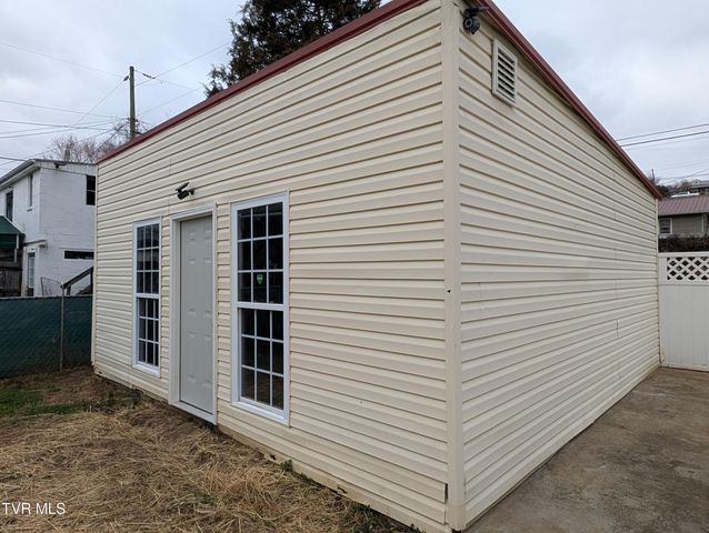 1514 West Sullivan Street, Kingsport, TN 37660