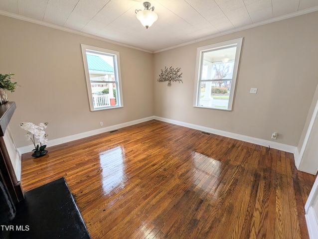 1514 West Sullivan Street, Kingsport, TN 37660