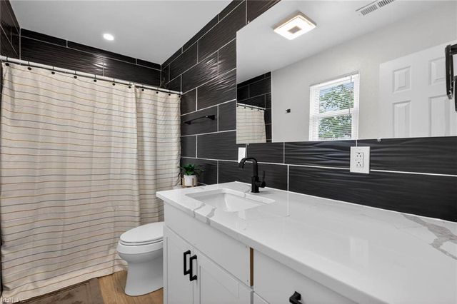 933 Truro CT, Virginia Beach, VA 23452