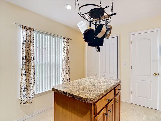 39033 6TH AVE, Zephyrhills, FL 33542