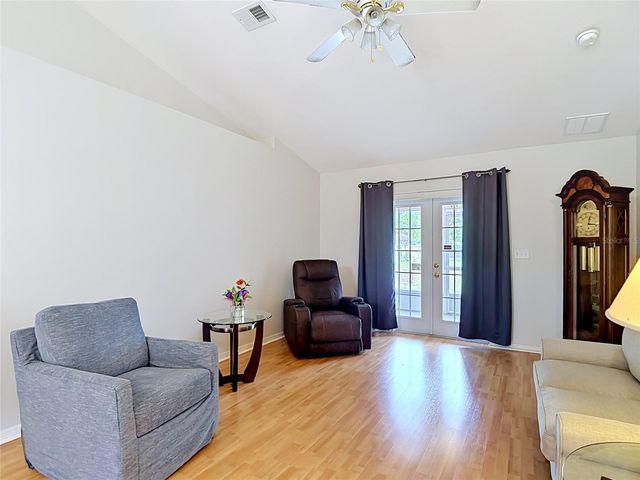 39033 6TH AVE, Zephyrhills, FL 33542