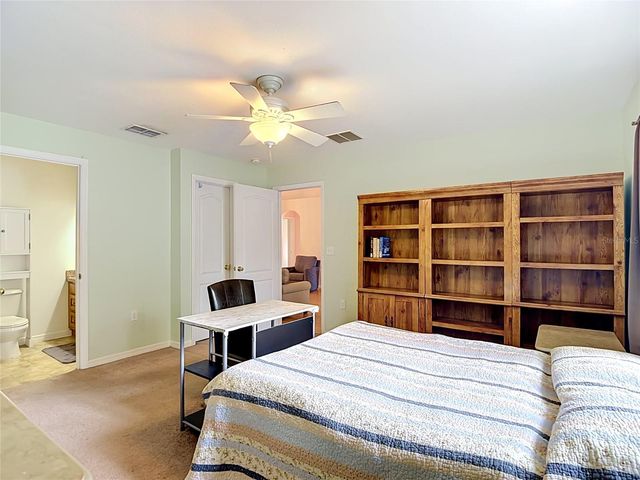 39033 6TH AVE, Zephyrhills, FL 33542