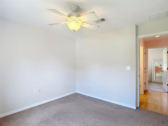 39033 6TH AVE, Zephyrhills, FL 33542