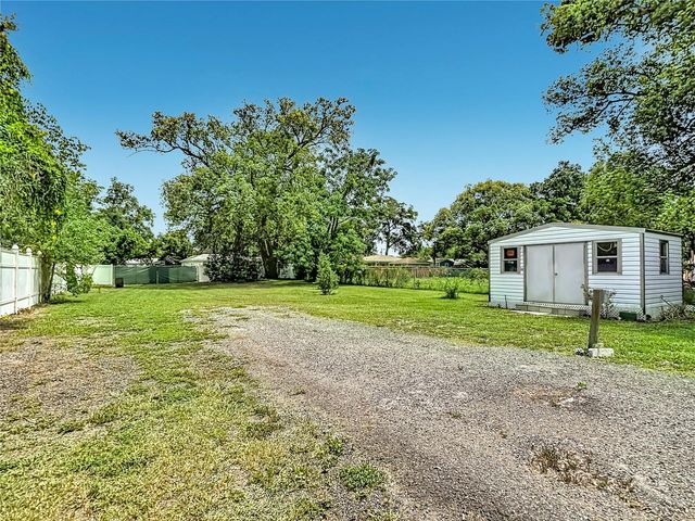 39033 6TH AVE, Zephyrhills, FL 33542