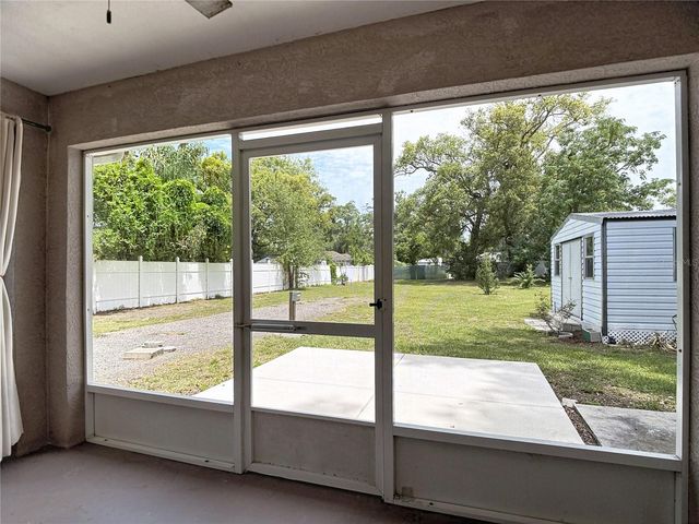 39033 6TH AVE, Zephyrhills, FL 33542