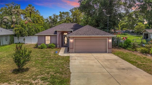 39033 6TH AVE, Zephyrhills, FL 33542
