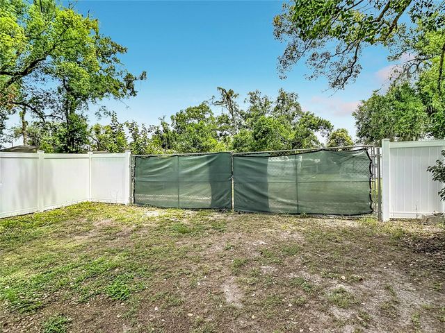 39033 6TH AVE, Zephyrhills, FL 33542