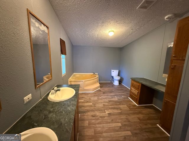 290 Forestwood Drive, Macon, GA 31217