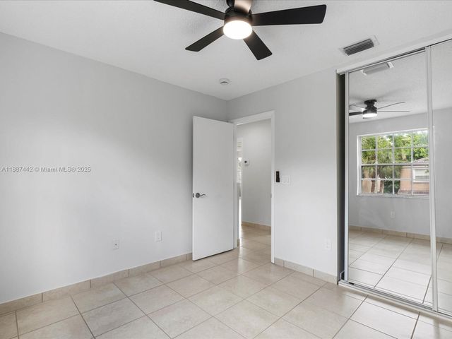 417 NW 87th Ln, Coral Springs, FL 33071