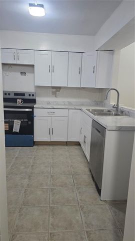 7503 NW 44th Ct 10, Coral Springs, FL 33065