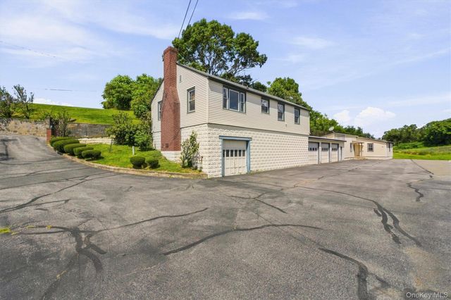 36 Old Indian Road 1, Marlboro, NY 12547