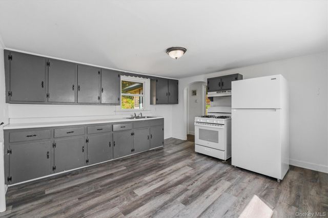 36 Old Indian Road 1, Marlboro, NY 12547