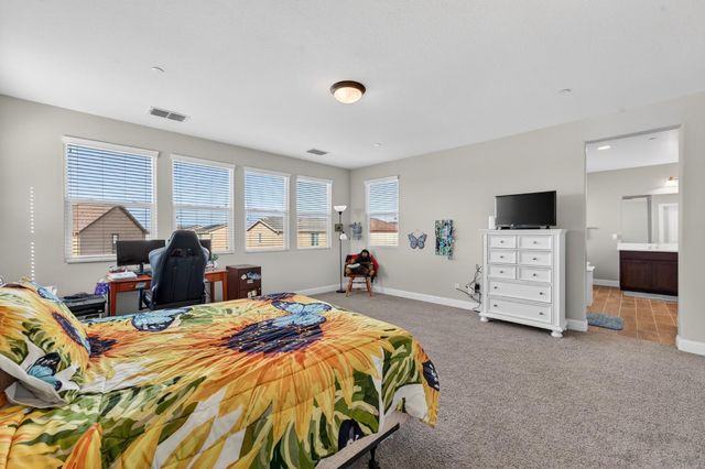 3510 Edington Dr, Rancho Cordova, CA 95742