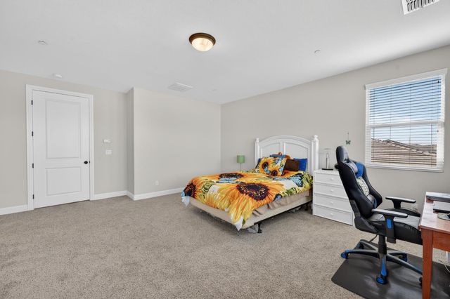 3510 Edington Dr, Rancho Cordova, CA 95742