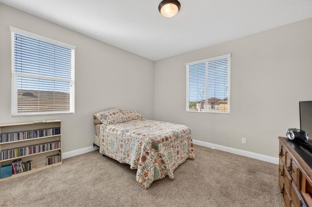 3510 Edington Dr, Rancho Cordova, CA 95742