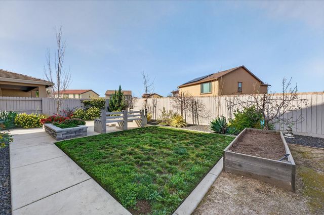 3510 Edington Dr, Rancho Cordova, CA 95742