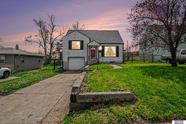 8325 State Street, Ralston, NE 68127