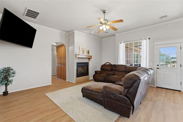 1700 Sandpiper Drive, Blanchard, OK 73010