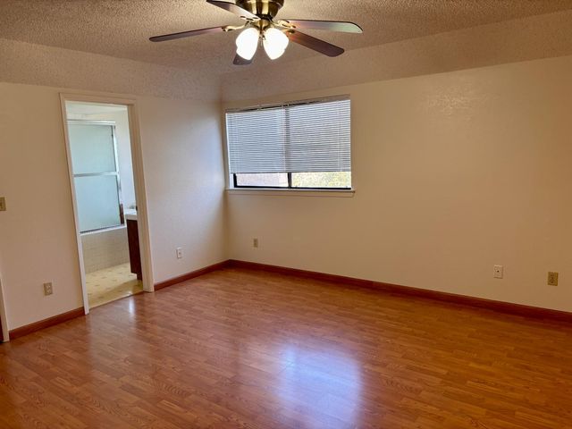 1647 E Serena Avenue, Fresno, CA 93720